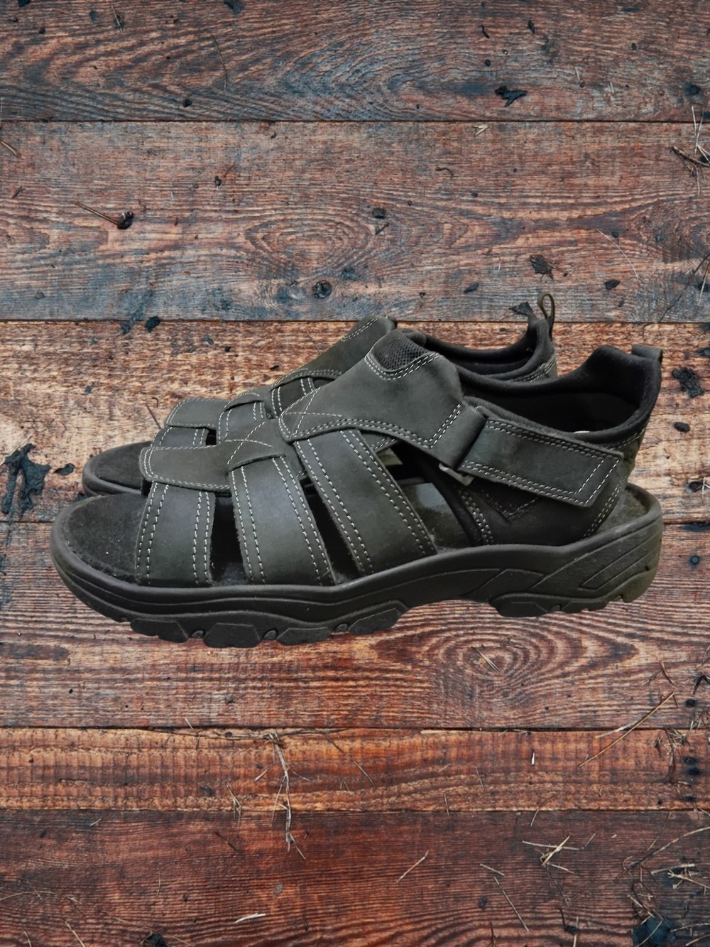 Men's Black Outdoor Fisherman Sandals